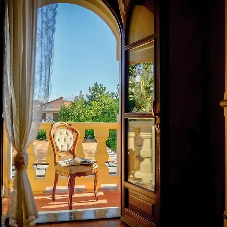 Bed & Breakfast La Torretta 3*